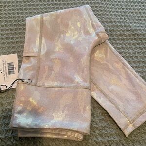 ZYIA ACTIVE Silver Camo Metallic light n tight hi rise capri